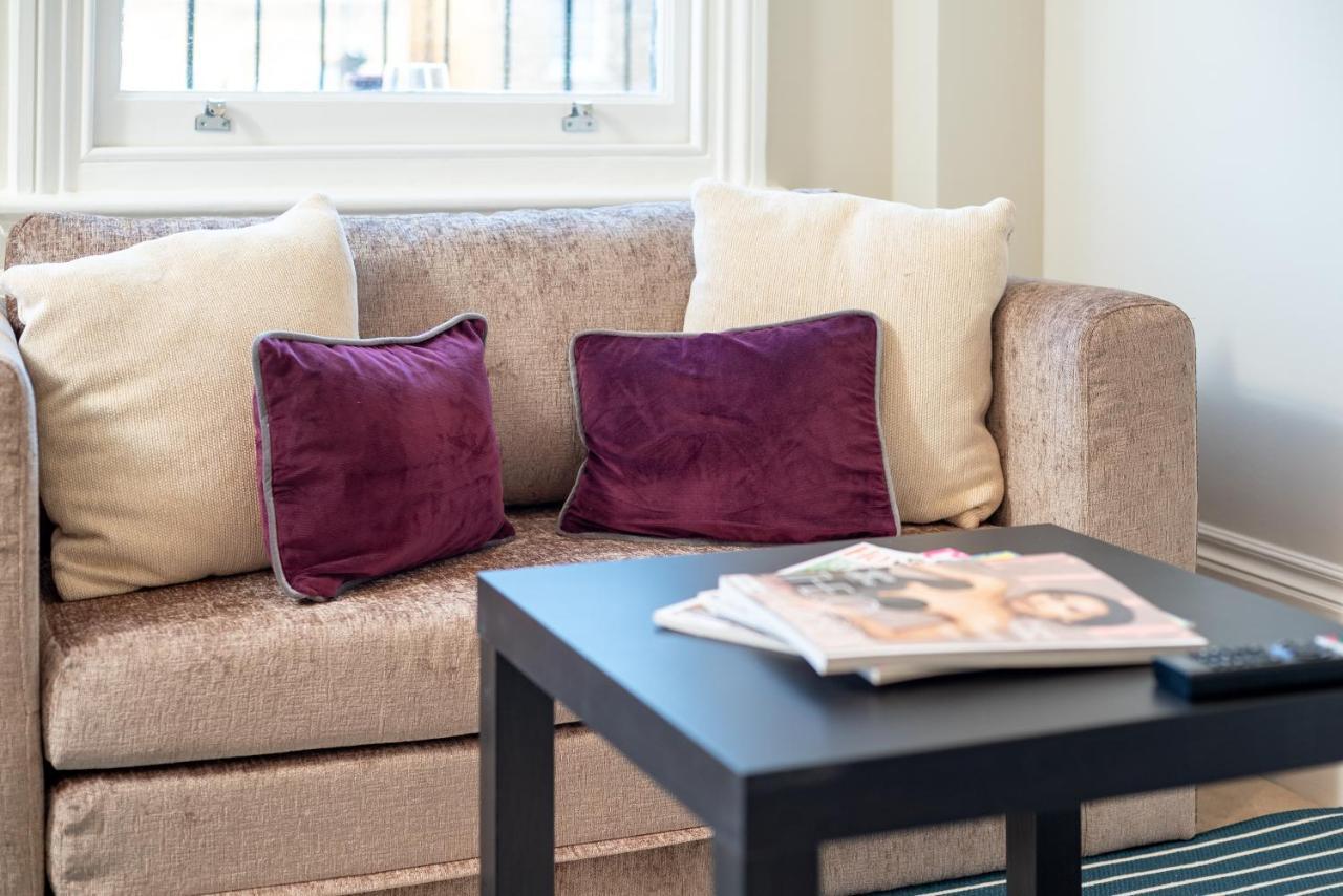 Capital Sloane Street Studio With Balcony Londres Exterior foto